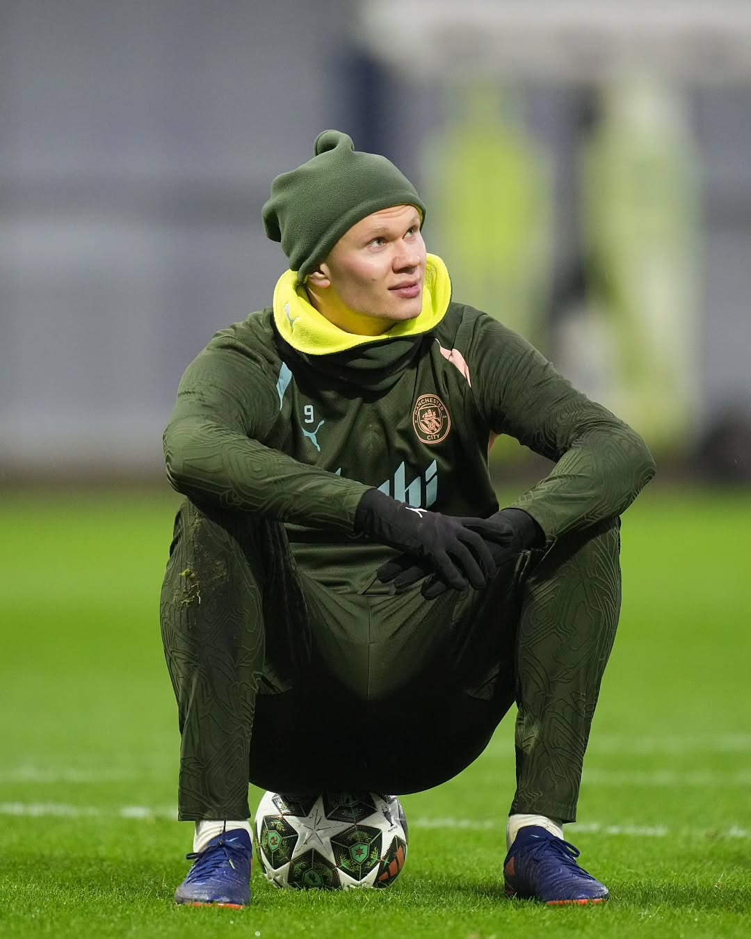 关于哈兰德重要时刻晋级下一阶段，皇家马德里带队取胜！的信息